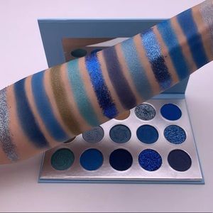 eyeshadow palette